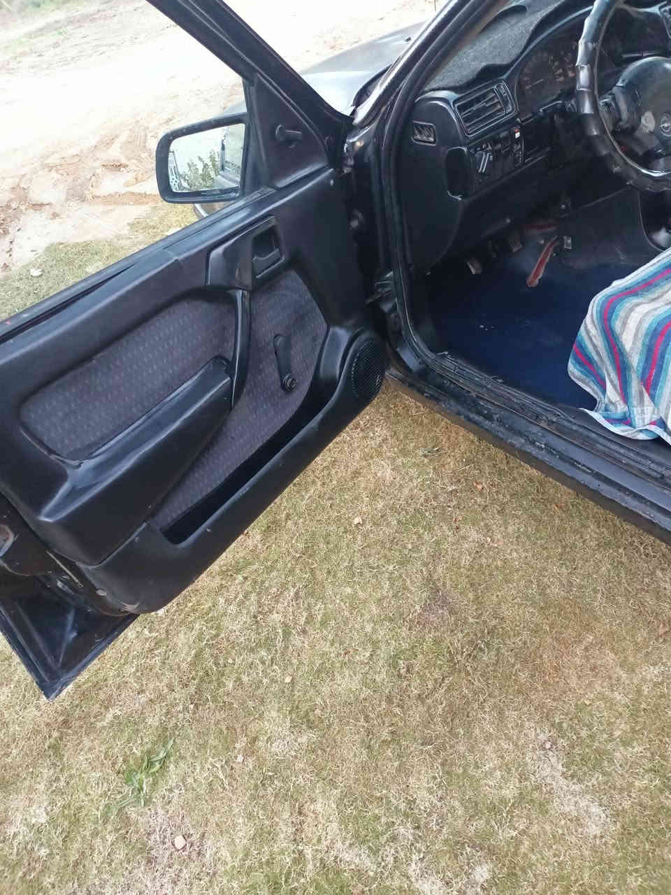 سلام عليكم من رخصة ابو الكروب المحترم ////اوبل فكتره رقم ديالى سنويه ٢٧مكان سياره ديالى ترهم مراوس بيكم سعر ٣٨وبيه مجال ***********
