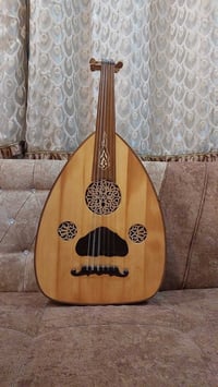 عود عراقي • للبيع