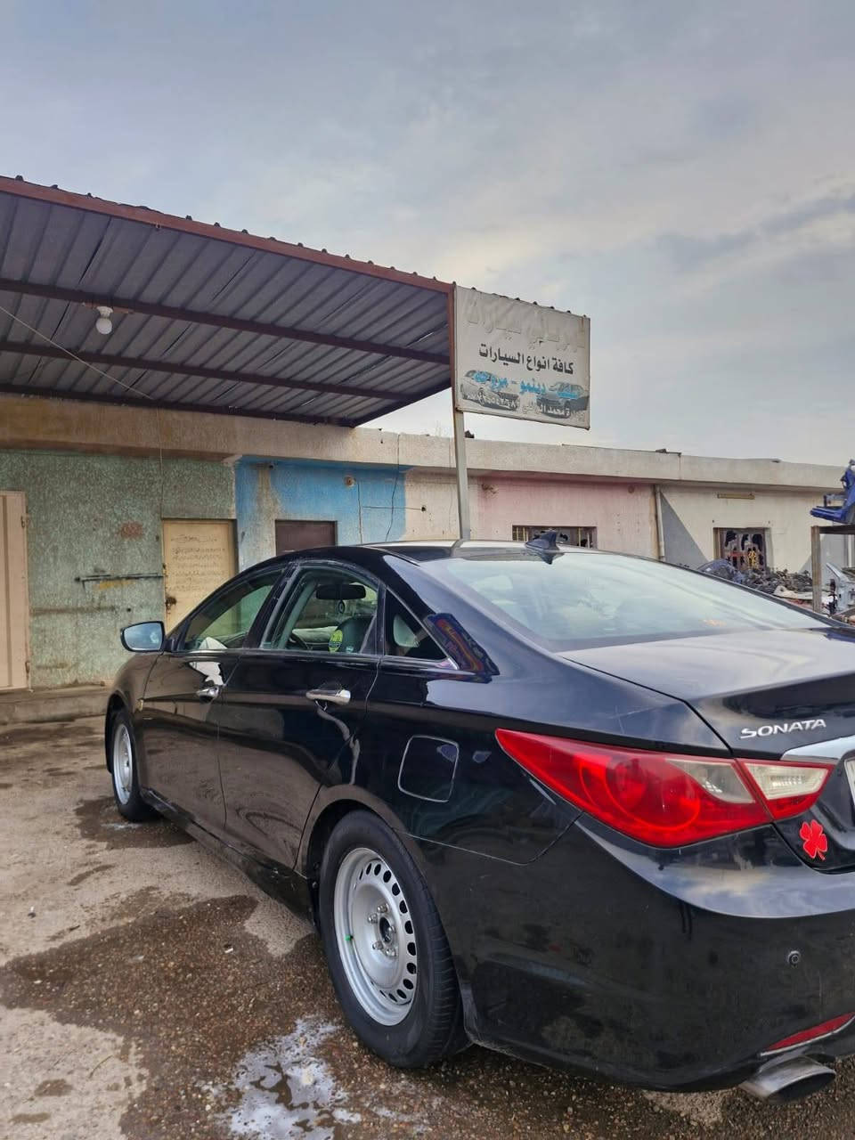 ‎سوناته موديل 12 سياره جاهزه وجديده بيه صبغ والسونار وياها مكانه بغداد سبع البور ***********‎ بغداد, العراق
