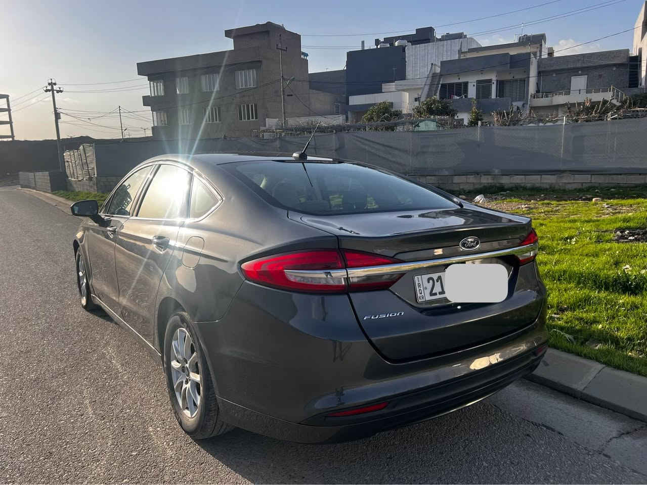 فۆرد ڤیوژن 2017
مەکینە 2.5 بێ تۆڕبۆ
نرخی 109 وەرەقە و معامەلەیەکی کەم

مواسەفات
بەسمە
کامێرا
گێڕ ڤۆلیۆم
برێک بەسمە
لایت ئۆتۆ
فڵچە ئۆتۆ
چوار جام ئۆتۆ
ئاوێنە کارەبا

سەیارەکە 78 هەزار ڕۆشتووە

پێش و دوای کەپسە 
تەنها ئێرباگی شان تەقیوە و سیستەمە
سەیارەکە ٣ دەرگا و چەمەلەغێکی بۆیاخە / رەسمی سۆنەرەکەی دانراوە
گێڕ و مەکینە بەشەرت
***********

فورد فيوجن موديل ٢٠١٧
محرك ٢.٥ بدون تيربو
بصمة و كاميرا و كير ماوس و تحديد سرعة  لايت اوتو
سيارة امامي و خلفي كبس بي ٣ ابواب و ١ جملغ صبوغ
سيارة رقم السليمانية و السيارة بالسليمانية
تحويل و غرامة بالشرط
*********** السليمانية, العراق
