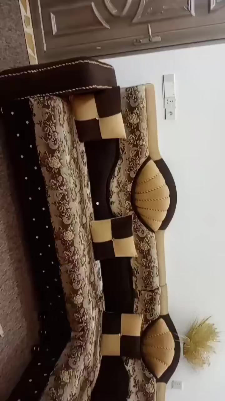 طخم عراقي فصال ثقيل جديد مابي اي ضرر 
قياس 13 متر
السعر 925 وبي مجال 
صوبه السعر 40
العنوان حي الملايين


**إذا كنت صاحب هذا الإعلان وتريد حذفه لأي سبب، رجاءا أرسل رسالة إلى الدعم الفني**