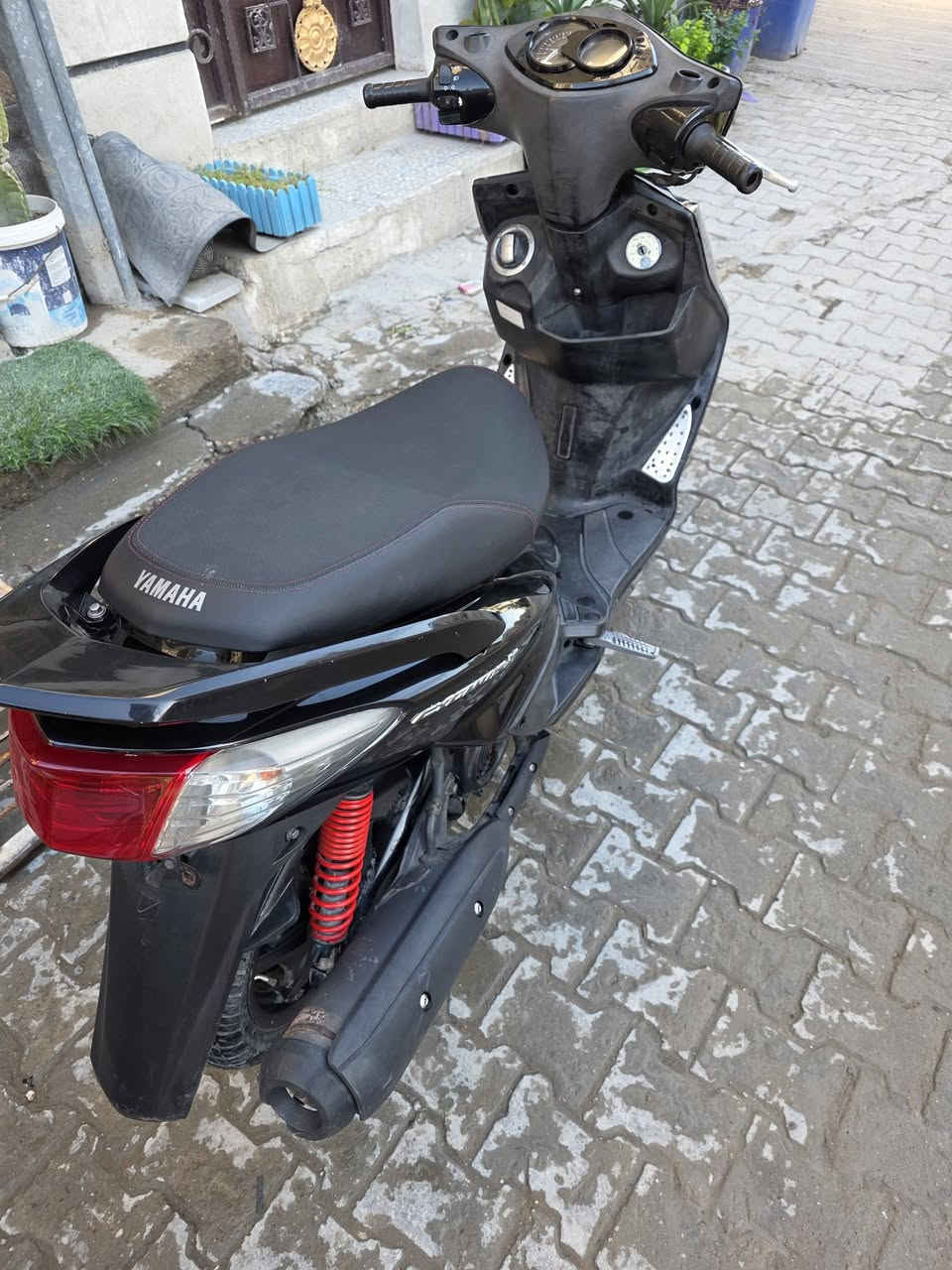 سكنك فحل ياباني مديل ١٢ ام الطلاعات ستاند كهربائي قبق نفخ للبيع صار سبوع من مشتريه اريد اخذ شحن بمكانه 
للبيع بمليون و١٠٠ وبيه مجال قليل للشراي 
للاستفسار ***********
بغداد  العلاوي
