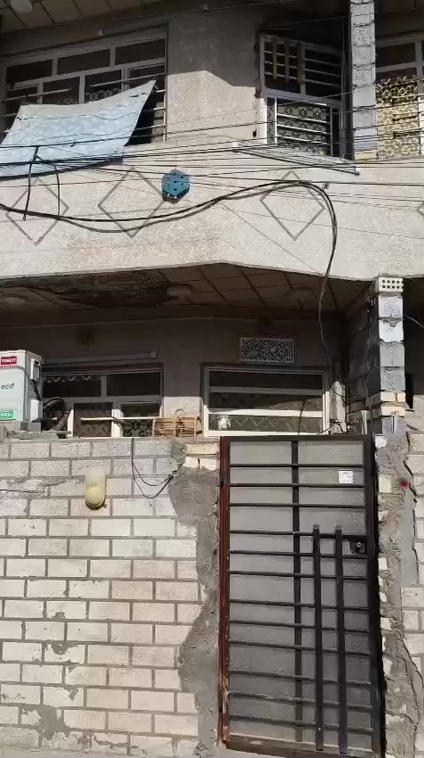 بيت للبيع زراعي  سند 17 في منطقة الزعفرانية نهاية شارع المعهد بل سدة يم اسوق التفاحة حنيبت  بيت مساحتة 80 متر الوجهة 4 و نزال 20 متر البيت بي 3 غرف نوم و استقبل و حولي للمعلومة البيت مقسوم و بي ضلع مشترك الله شاهد البيت مرتب مثل ما موضح بل فيديو سعر البيت 70 و بي مجال بسيط التوصل على هذه الرقم  ***********
