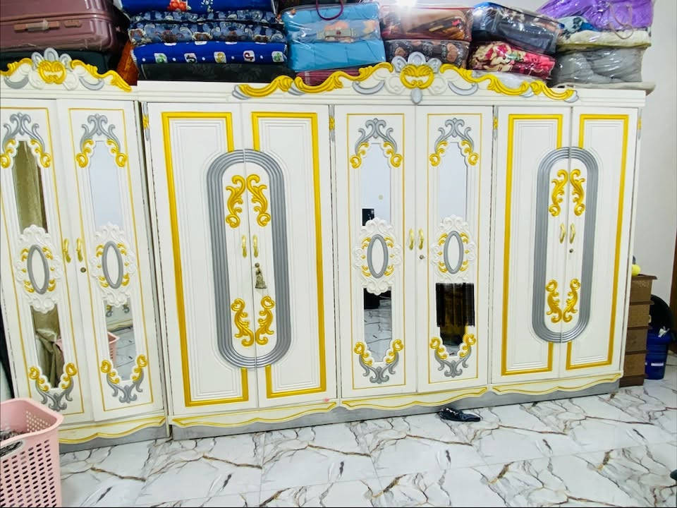 غرفه تركيه استخدام اقل سنه نظيفه واي ضرر مابيهه
سعر ٧٥٠ وبيهه مجال بسيط 
***********
مكاني جبله
