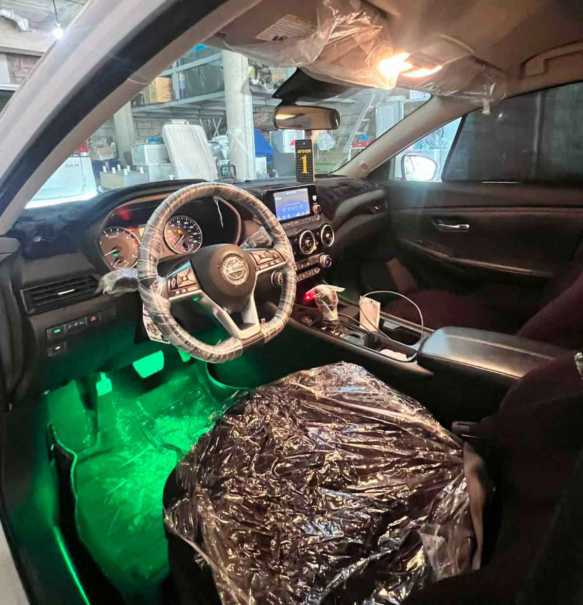 نیسان سێنترا 2022 مواسەفات S 
57 هەزار کیلۆمەتر ڕۆشتوە
سەنەوی بە ناوی خۆمەوەیەو تازەیە
گێڕ و مەکینه به شەرت برخوی بانەدراوە

سعر لە کۆمێنت داوابکە ڕاستەخۆ بۆت دیت 📩 

سەیارەکە کلینەو بێ بۆیاخە نمونەیە لە جوانی دو پەنجە کارتی هەیە لە چەمەلەخی پێشەوە هیچی تری نیە

ژمارەی خاوەنی 
***********
