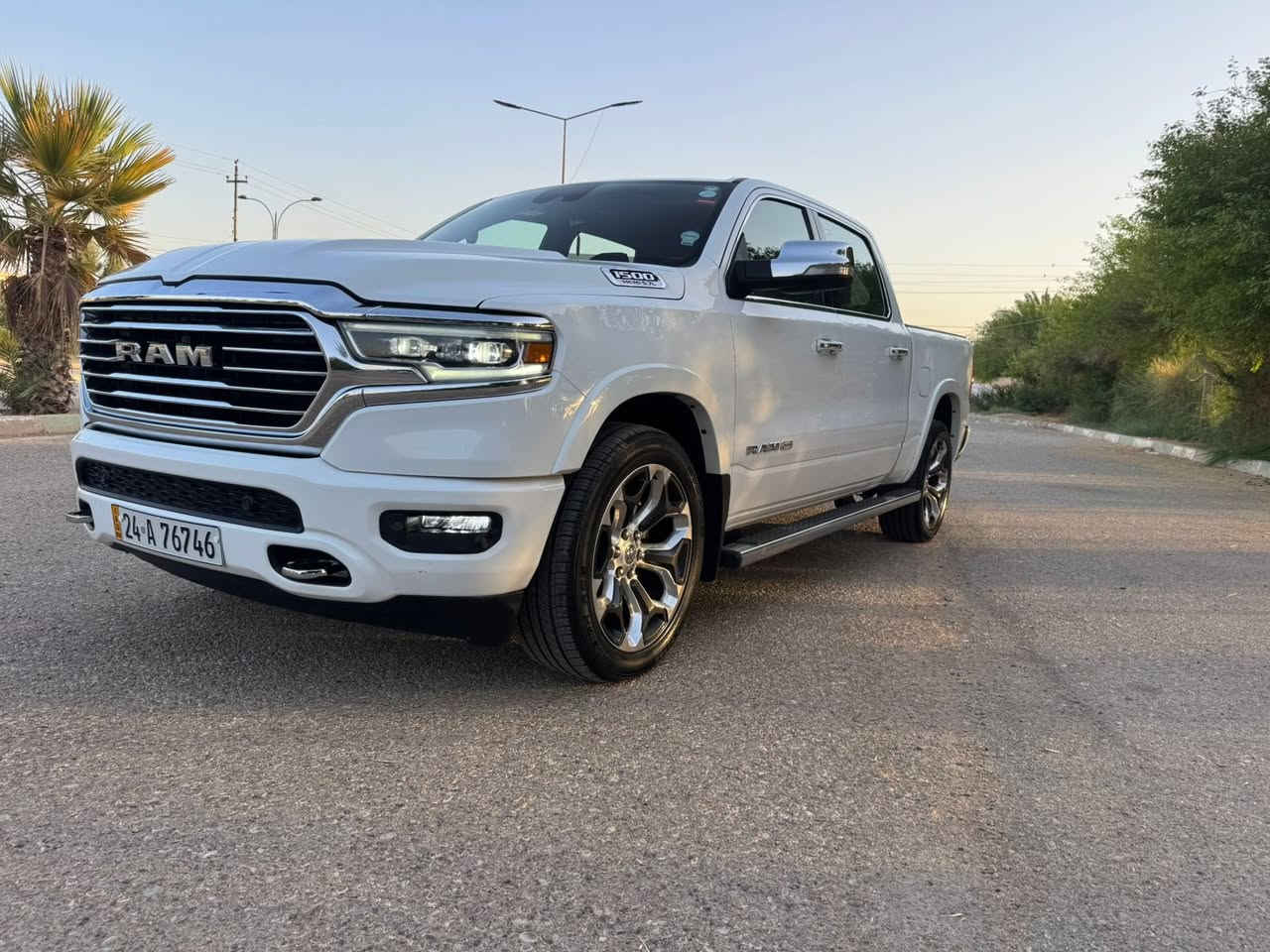 دوج رام (لونك هورن) ٢٠٢٢ كلين تايتل
ماشية ٥٠ الف
سنوية جديده رقم دهوك 
كير ومحرك وگشر مكفول حته الدعاميات 
39500$
***********
