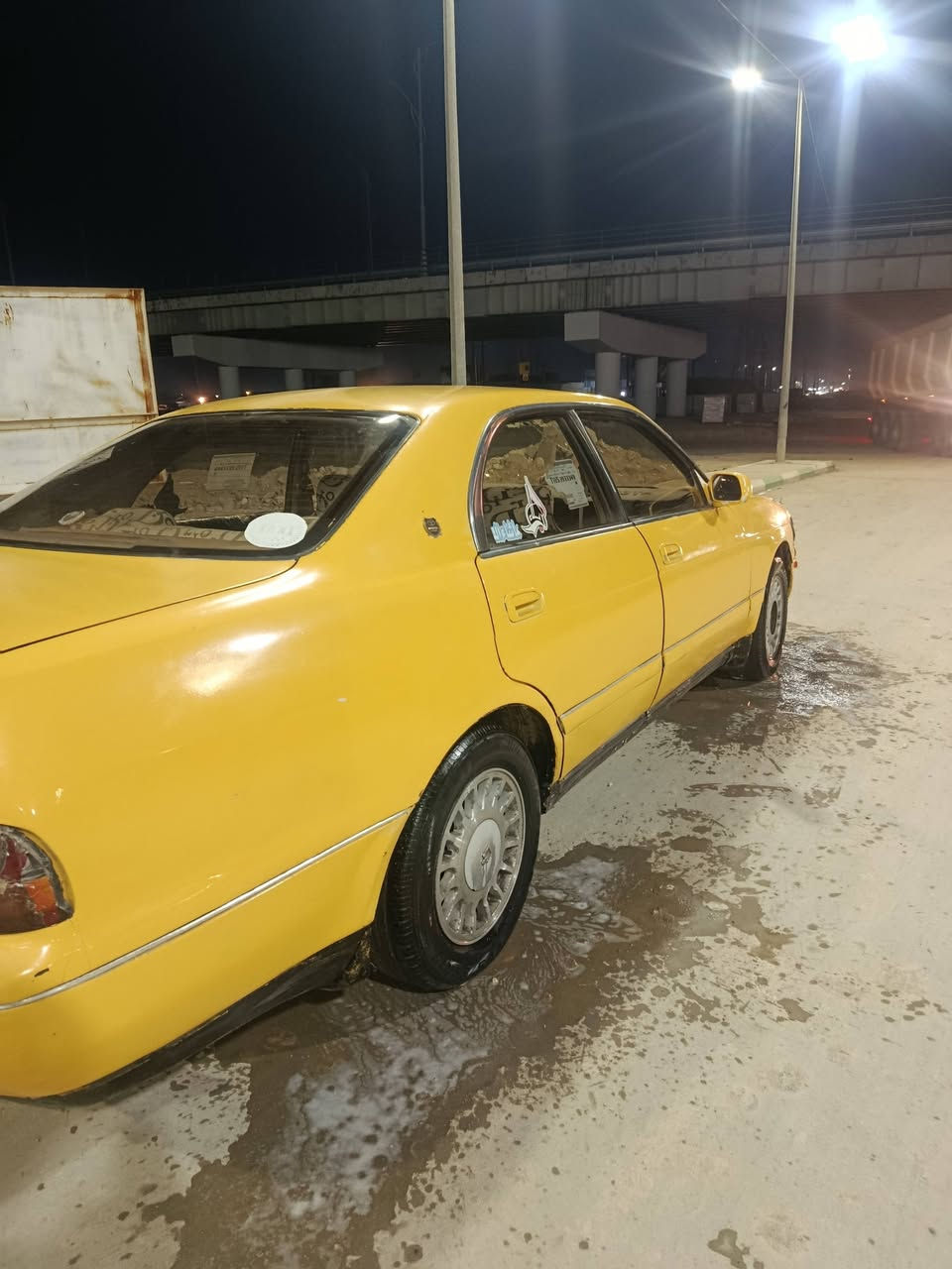 السلام عليكم 
بطه متصل 
مكينه وكير صار شهر من شديتهن 
حداديه وتايرات 50%
السعر 35
سياره نضيفه وجاهزه كهربائيات توني مرتبهن
السياره ب شطره 
***********
