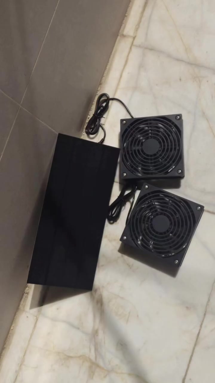 مراوح على الطاقة الشمسية 
مع لوح الطاقة الخاص بيهن بسعر 10


**إذا كنت صاحب هذا الإعلان وتريد حذفه لأي سبب، رجاءا أرسل رسالة إلى الدعم الفني**
