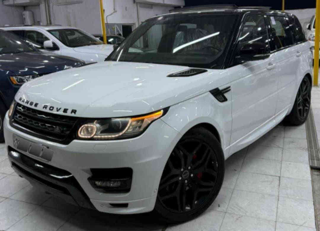 سلام عليكم مكلف بلنشر بيع او مراوس حسب القناعه
رانج اسبورت خليجي اعلى فئه 
مزوعه مواصفات 2014 
مكينه 8 اسلندر مكفوله كفاله عامه
بيه سونر بأسمي تحويل ثاني يوم
رقم مميز
عنوان بغداد 
 
رقم ***********
سعر 290$ وبيه مجال
