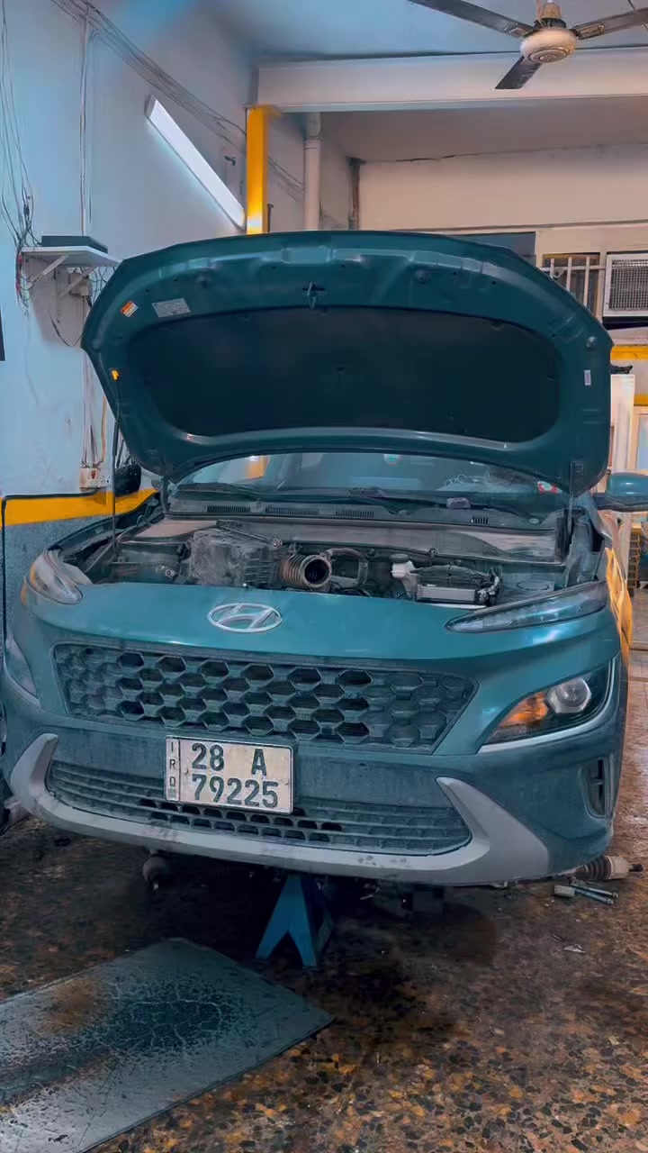 تحيه طيبه الى زبائن ومتابعين مركز الرائد لصيانة الكير الأوتماتيك⚙️

من اعمال ورشتنا اليوم ✅

استبدال كير هونداي كونا 2023 بنظام CVT⚙️🛠️

حالة السيارة الكير بي ارتجاج اثناء المشي 
من سرعة 40 الى 60 + مراوح بالرون 📍

واكيد بضمانات عالية جدآ 💯

العنوان بغداد البياع الحي الصناعي الشارع الثاني 

ارقام الهاتف ☎️📞
***********
***********
