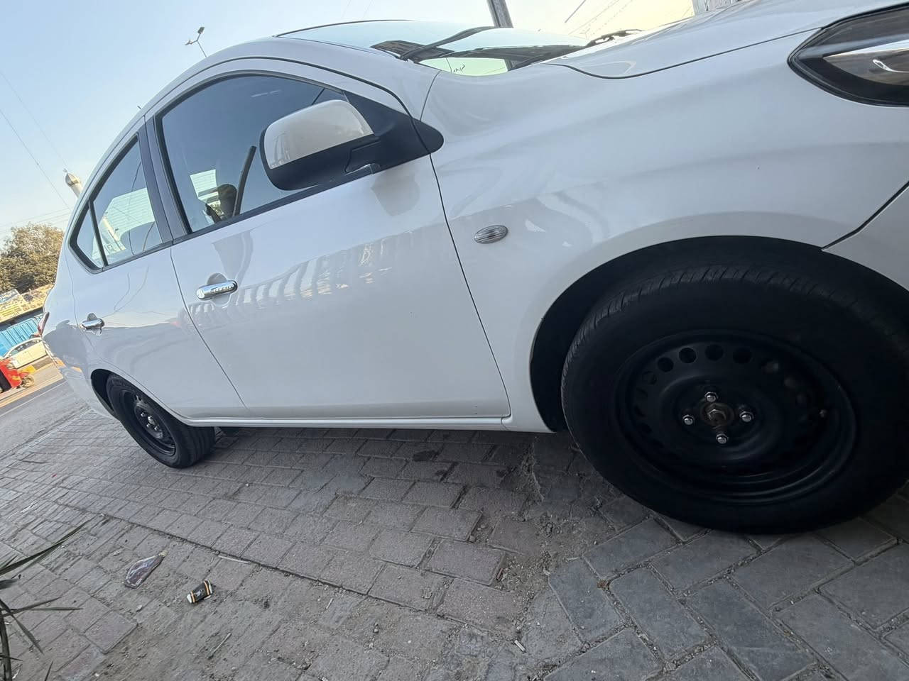 السلام عليكم اخوان نيسان سني ٢٠٢٤ بيهة فقط بارد بالجاملغ الأمامي كلش قليل مابيه قطرة صبغ تخم تايركيرمحرك تبريد صدر خير من الله بأسمي الرقم الجديد السيارة جاهزة حتى الهزة جديدة السعر ١٢٠ وبيهة مجال والشراي يشلع عيوني ***********
