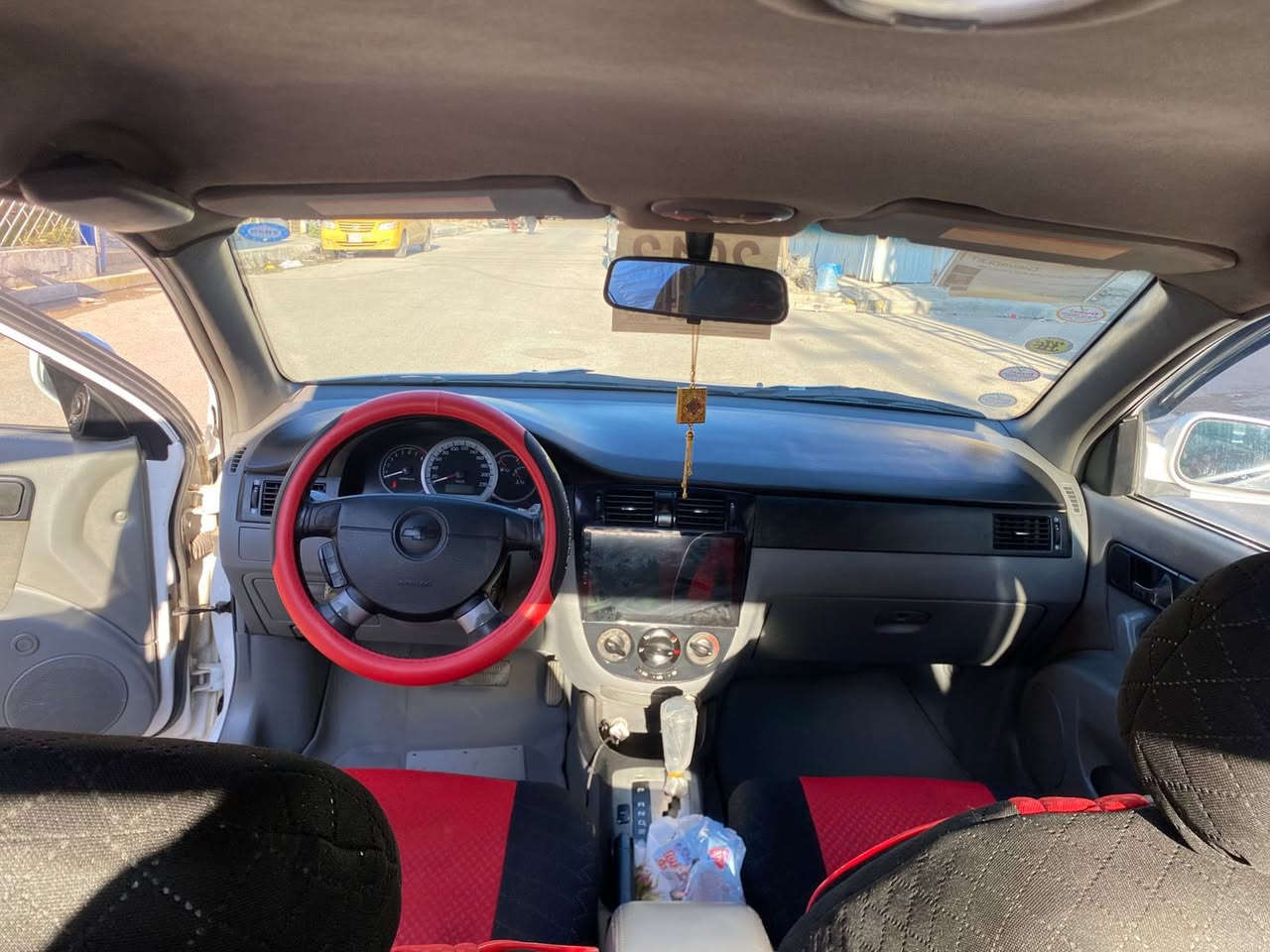 اوبترا موديل 12 خليجي
السياره عليه ادامه كامله ونظيفه وجاهزه ترايك وين ما يعجبك بدون اي صرف

سونر موجود بيه مذكور كل التفاصيل 

مكاني بغداد الشعب 

***********

عارضه ب93$ وبيه مجال بسيط
