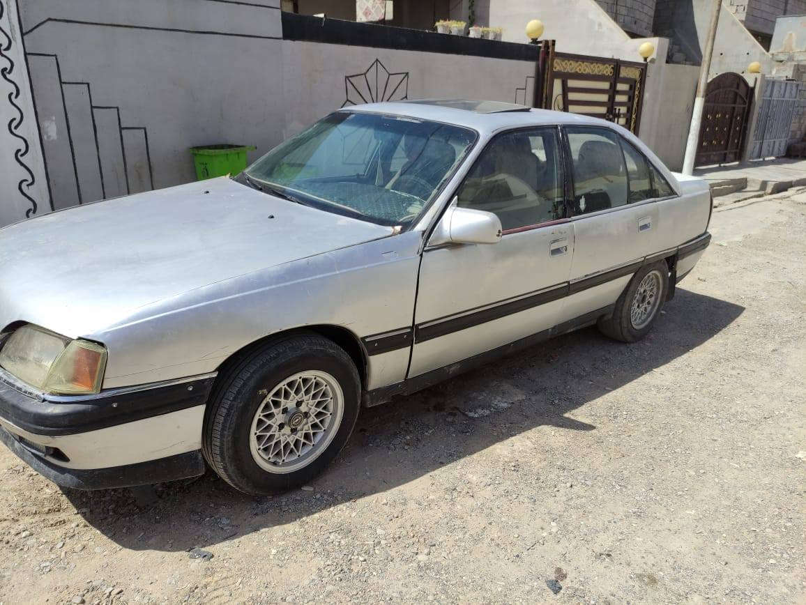 سلام عليكم اوبل اوميكا موديل 91 بيها دفتر بانزين محرك 20 سنويه لل28 كير ومحرك شرط
ترايك وين ما تريد شرط التحويل والوكاله السعر 33
***********
