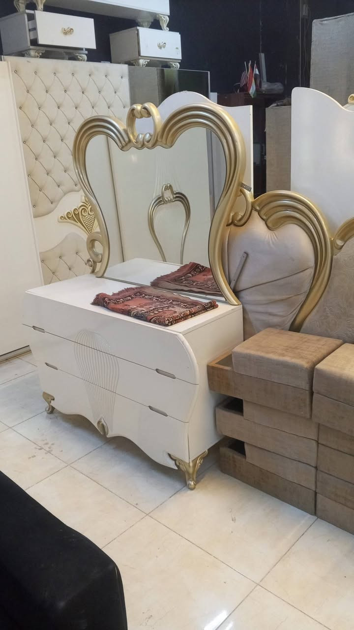 غرفه نوم خمس قطع مستعمله موبيليات زنكنه اربيل اللاوان سيتي تواصل خاص


**إذا كنت صاحب هذا الإعلان وتريد حذفه لأي سبب، رجاءا أرسل رسالة إلى الدعم الفني**