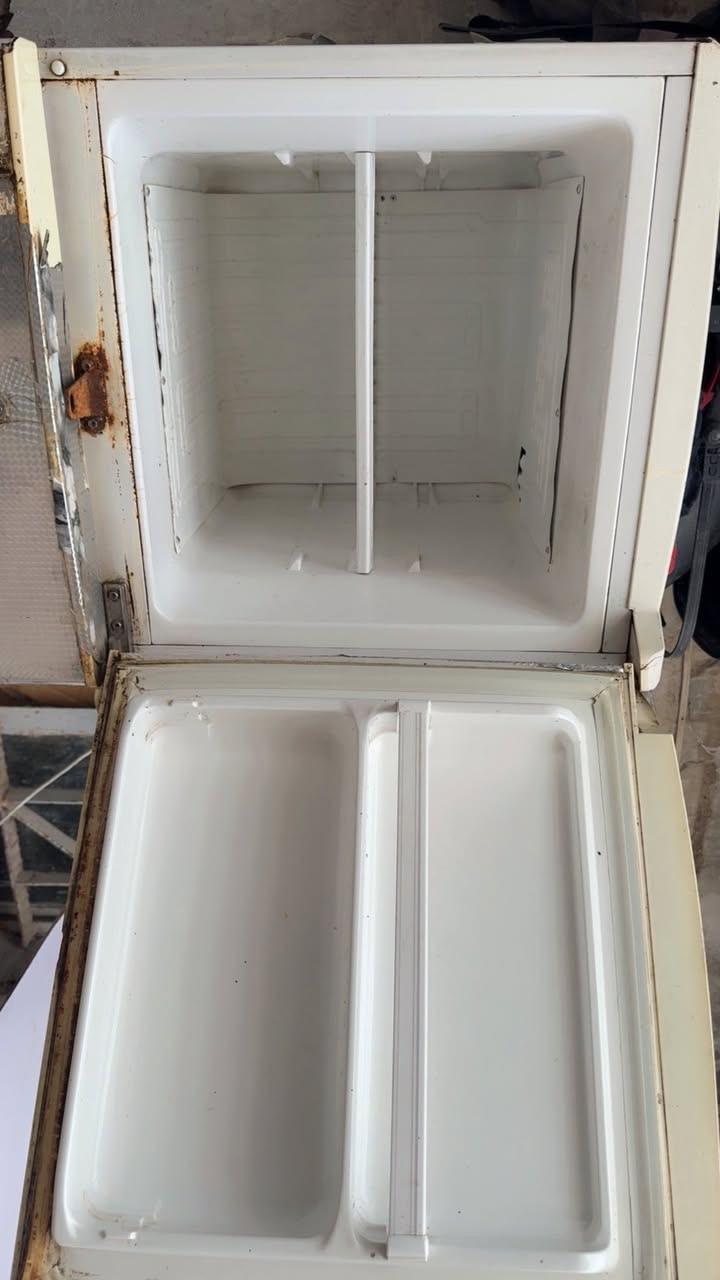 ثلاجه حجم وسط سعر٧٠ وبيه مجاال للشراي  يحتاجله مسح


**إذا كنت صاحب هذا الإعلان وتريد حذفه لأي سبب، رجاءا أرسل رسالة إلى الدعم الفني**