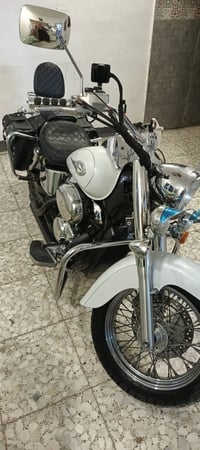 شباب دراجة شادو 400cc دراجة بحاله الوكالة  كير مكية بل جيس معروضة 19 و...