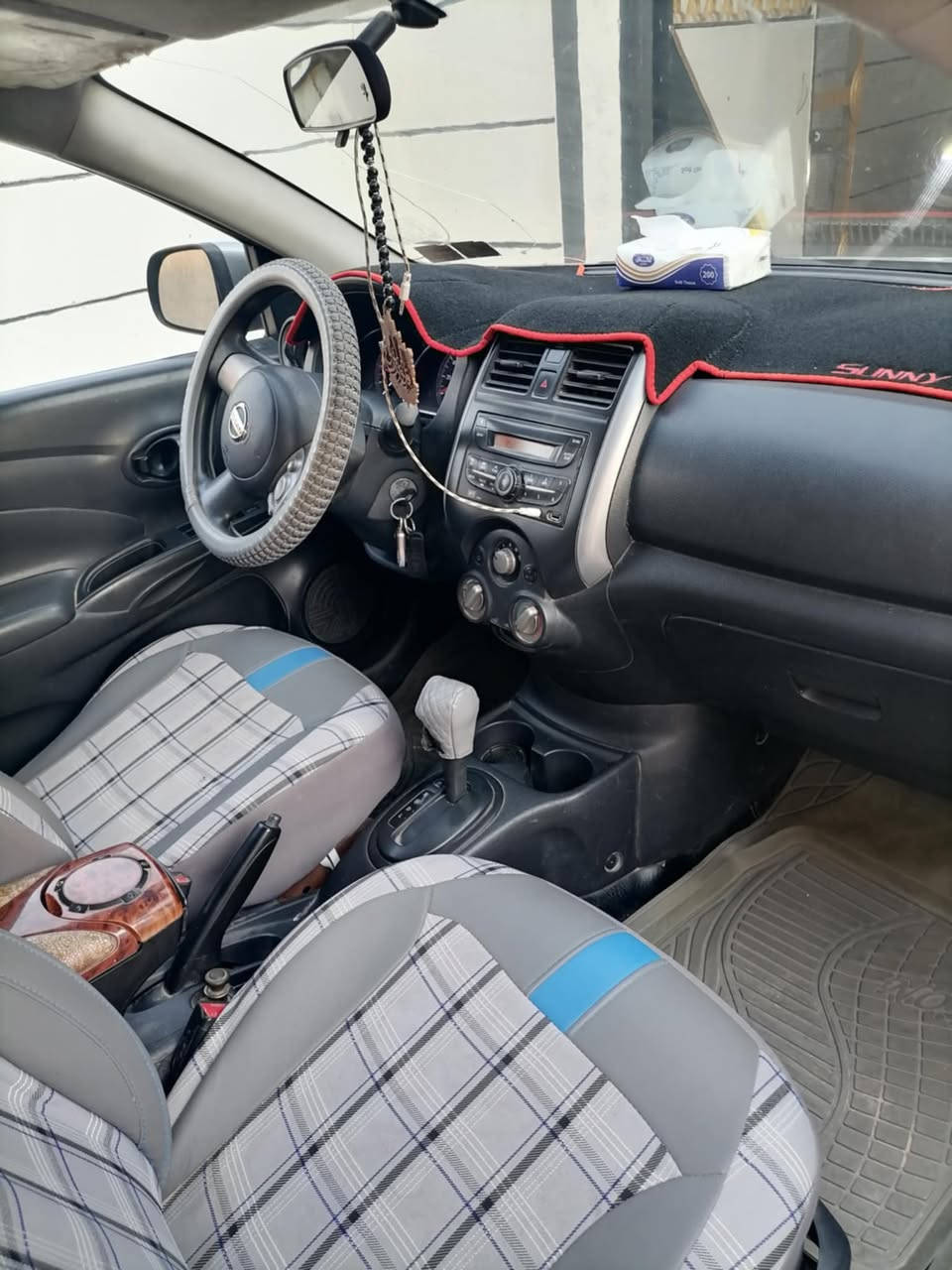 سلام عليكم للبيع نيسان فيرسا هندي موديل 12كير اوتو كير جديد محرك بي كازكيت رقم سنويه انكليزي جديد السعر 75وبيهه مجال اي استفسار***********
