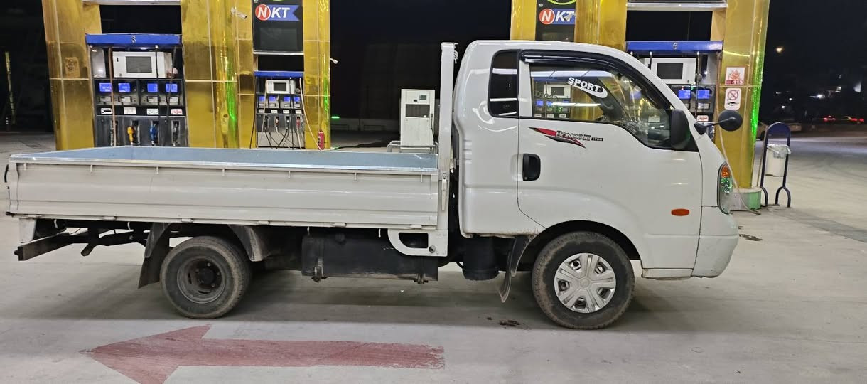 سەرەتابەناوی خوا 
کیا بیلاد 2010
سعری 59گەڵا
3000سوپەر 
مەکینە ڕەش 
ناو بودی بەسراوە 
بریکی بەسراوە 
6تاییە لوک
گێڕو مە کینەو 
ئەکسلی بەشەرت
***********
***********
