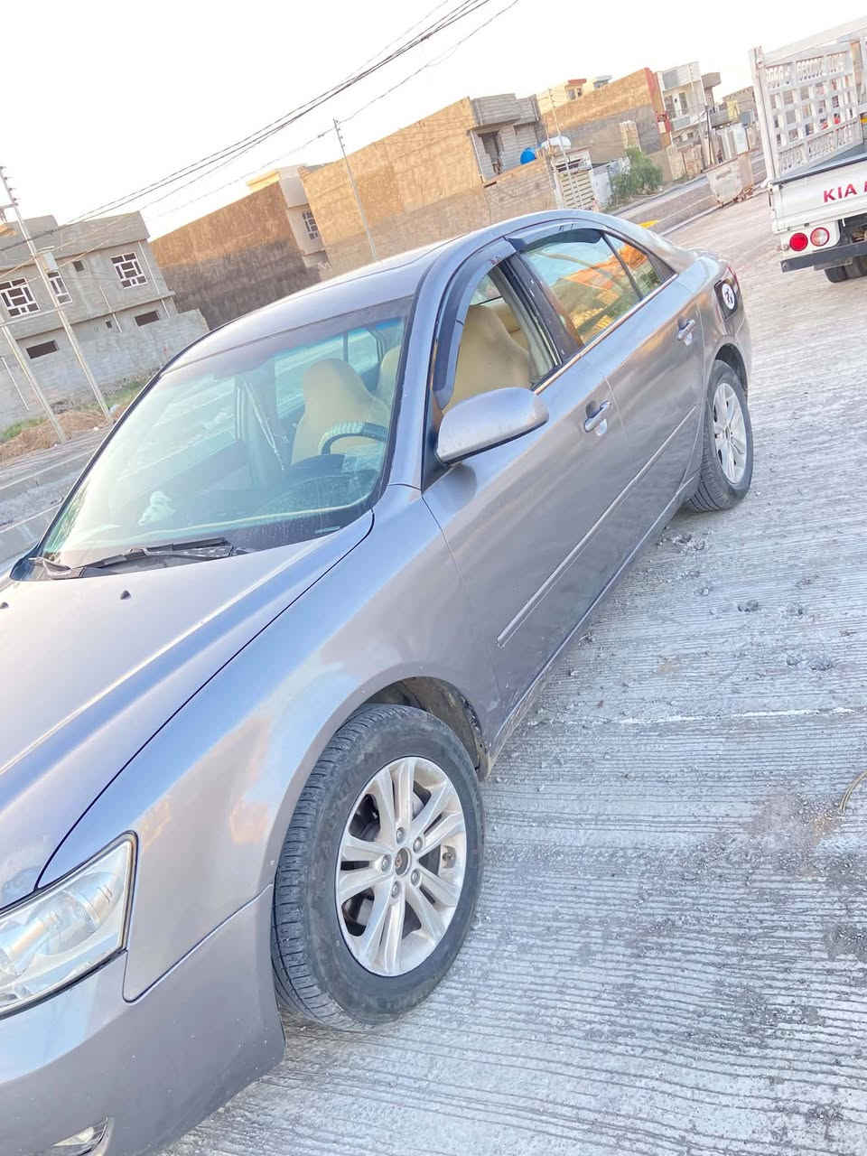 سوناتا امريكي2008 اربع قطع صبغ جامرلغات اثنين وبابين جهت السايق كير محرك تبريد سنوية جديده رقم جديد باسمي تحويل ثاني يوم فتحه بلسقف تحكم ستيرن كشن كهربائي السعر 97وبيها مجال قليل***********
