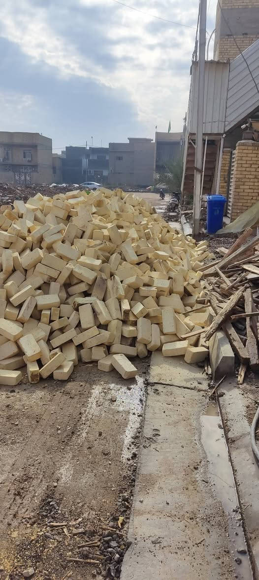 طابوك درجه اولى السعر حسب المكان ونوعيه الطابوكه يوجد عادي وطابوك جمهوري ***********.   ***********
