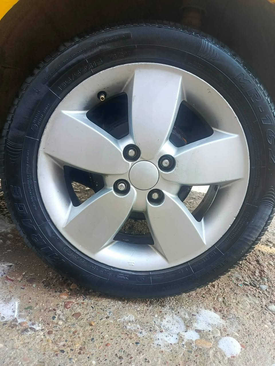 سلام عليكم ويلكب برايد حجم 15 للبيع نضيف اسيا ***********
