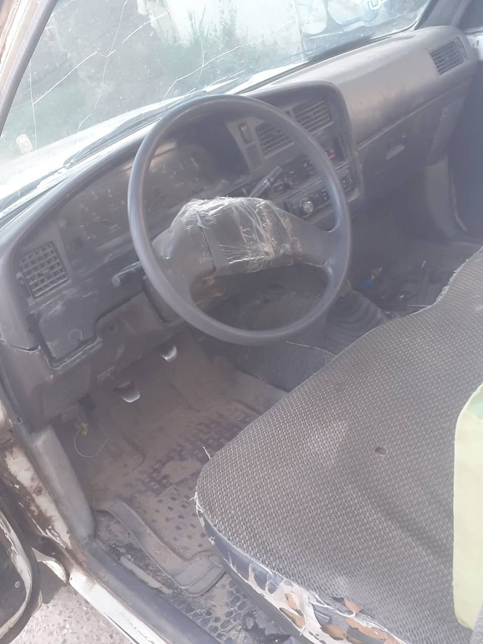 السلام عليكم بيكم تويوتا موديل 89 محسن محرك  واي كير اربعه سياره حبل والسعر مناسب 29 وبيها مجال كهربائيات شغاله تخم تايرات سياره محسن مكان السياره صلاح الدين بلد وباقه للتفاصيل على الرقم ***********
