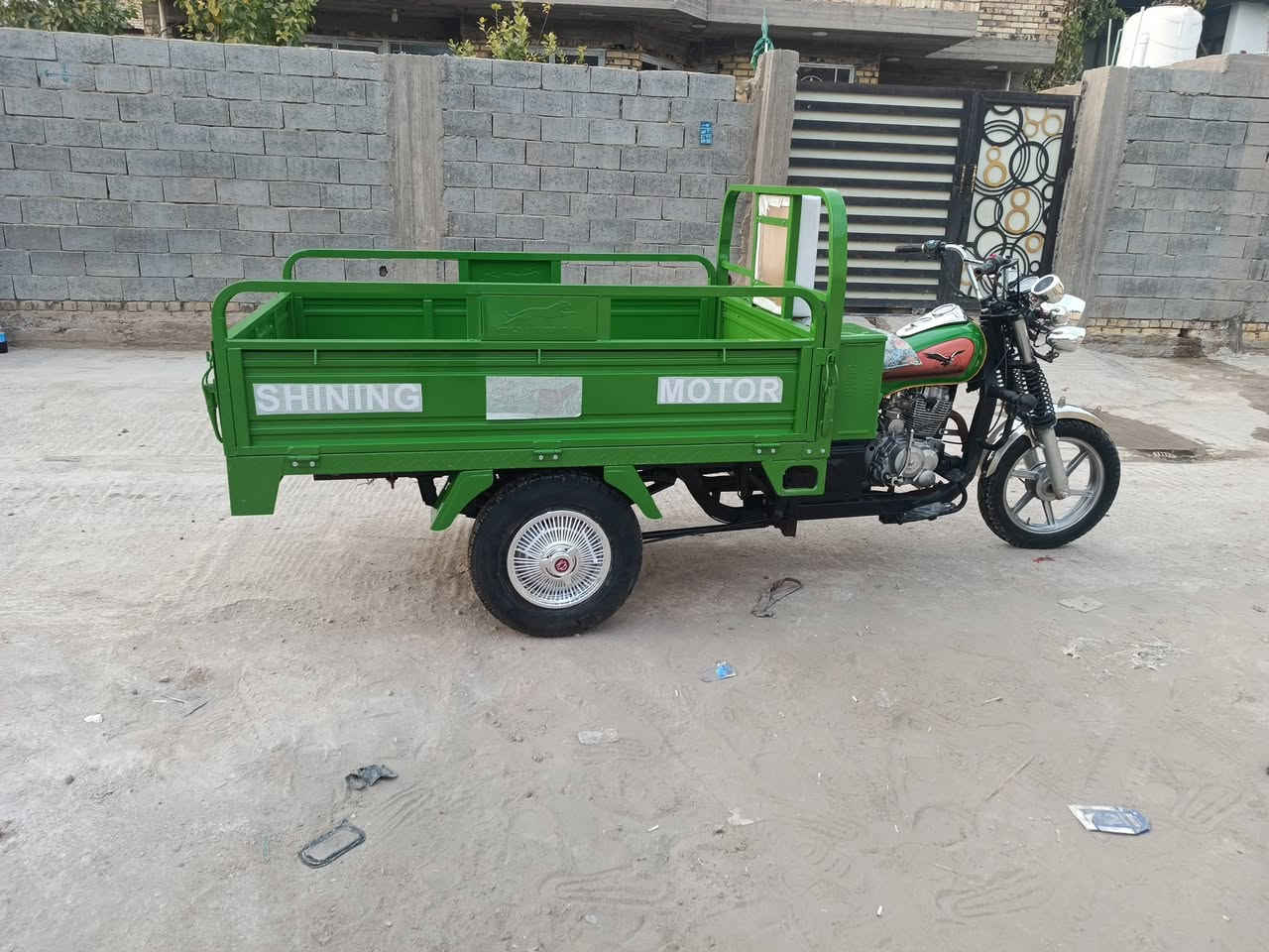 السلام عليكم ستوته جمره صقر موديل 2023 ستوته مكفوله كفاله عامه اوراق اصولي ستوته مال جناي كهربائيات كلها شغاله ستوته قطرت صبغ مابيها 
سعرها// 1900وبيها مجال حك جيه 
المكان// حله ورديه خارج يم معمل ابو كيره
رقم الهاتف// ***********
