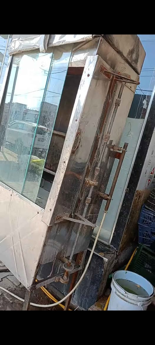 شواية دجاج جاهزة 
للاستفسار*********** Singapore
