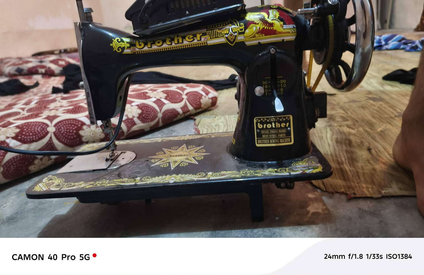 للبيع مكينه خياطه 
جديده بعدها بل كارتون 
سعر 65 الف 
مكان هيت 
*يتوفر توصيل داخل هيت* 
 @إشارة


**إذا كنت صاحب هذا الإعلان وتريد حذفه لأي سبب، رجاءا أرسل رسالة إلى الدعم الفني**