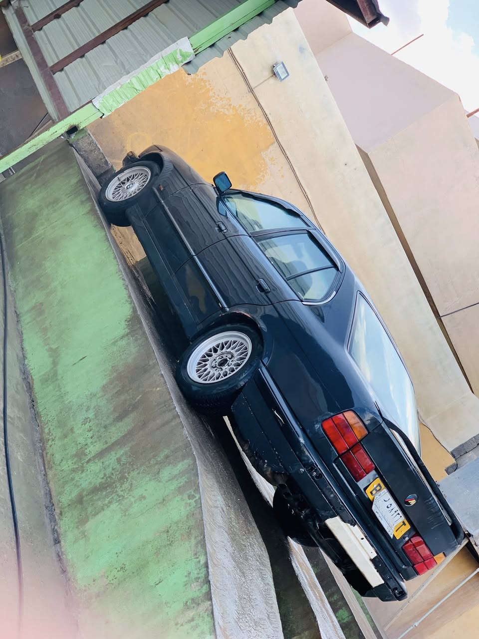 سلام عليكم
BMW للبيع موديل1992

محرك مسكر عدل 

كير أوتوماتيك

سنوية عضم عاج نافذة من 2022

حجم السيارة520 

لون السيارة نفطي بليل اسود 

وكيل اول يمي 

ضربتها جامرلغ جهة السكن فقط لاغير

صبغ بلادي ممصبوغة السيارة

السعر45  ومجال بسيط جدا

وترهم مراوس حسب القناعة

ترهم قسط بمقدمة زينة

للتواصل واتساب فقط***********
