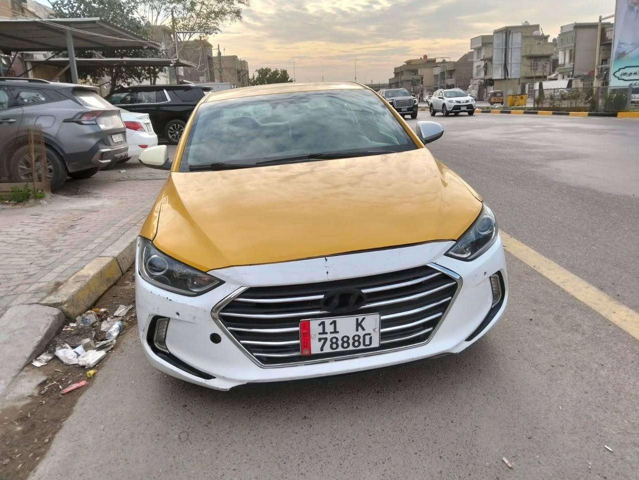 السلام عليكم
النترا 2017 بغداد وارد امريكي حادثهه چاملغ خلفي وصندوك مامعمرات زين يحتاجلهه تربيب سعرها 93بيهه مجال  الاستفسار على الرقم ***********
