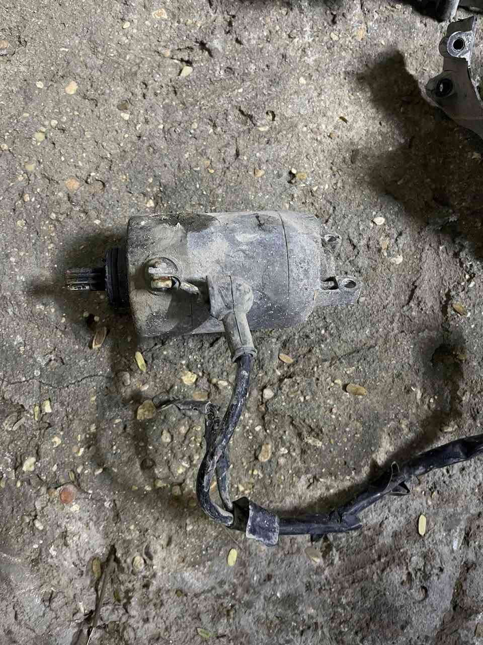 غراض ثعلب
على 10 اي شي تحتاج راسلني

مكاني الحريه 

***********
