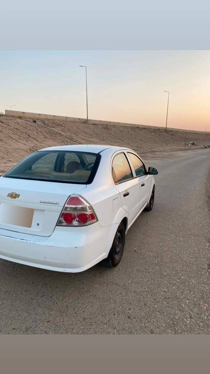 افيو 2013
 محرك 1600
گير اوتوماتيك
رقم مثنى
گير ومحرك كفالة  على شد الشركة
تبريد شغال.
بيها ملاحظات بسيطة
السعر 70  ورقة وبيها مجال 
الاستفسار على هذا ***********
