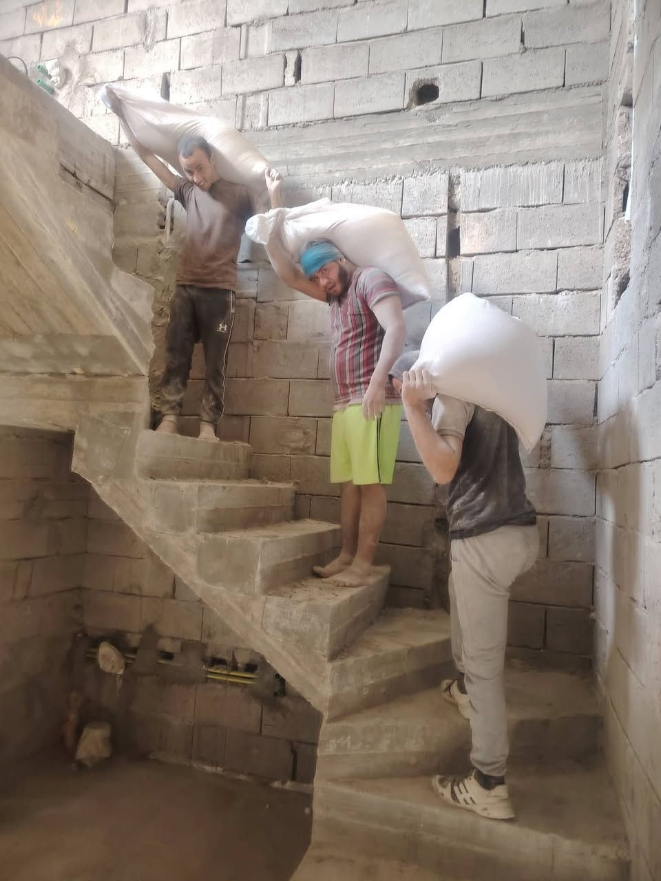 نقدم لكم كادر عمل محترف للخدمات المنزلية
تفليش - تنظيف - تصعيد - غسيل بيوت
خدماتنا تشمل:
- تنظيف شامل للبيوت والمكاتب
- تفليش وتنظيف الأثاث
- تصعيد ونقل الأثاث
- غسيل بيوت وترتيب
نحن الأفضل في خدمتكم! 😊
اتصل بنا للحصول على أفضل الأسعار والعروض 📞 ***********
أو ارسل رسالة للصفحة .
