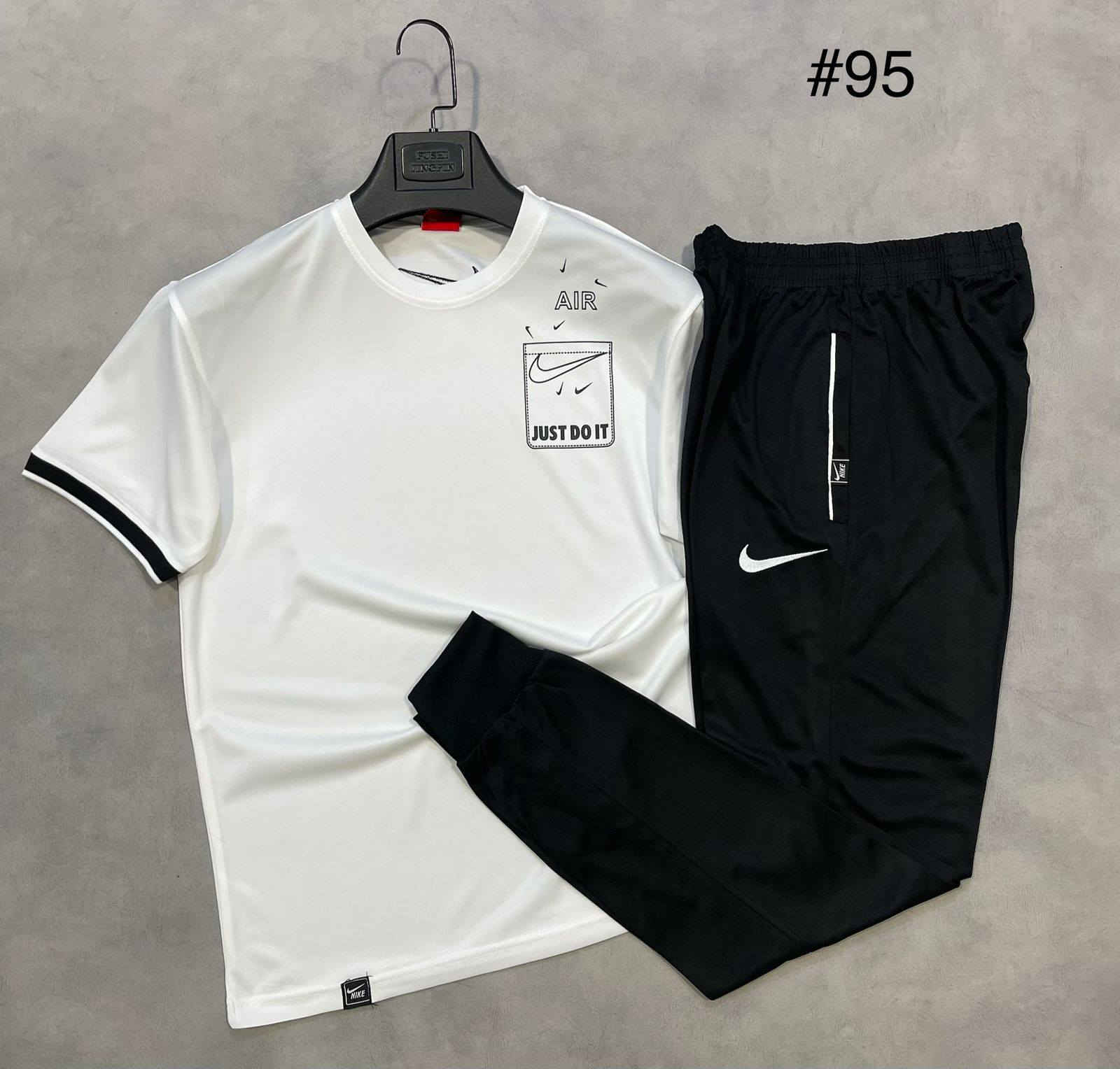 وصول وجبة جديدة تركسود اصلية ستن 🌹 و وتر بروف ♥️
متوفر كافة القياسات 
M L XL 2XL 3XL 
متوفر توصيل جميع المناطق العراق 
واتساب ***********
***********

