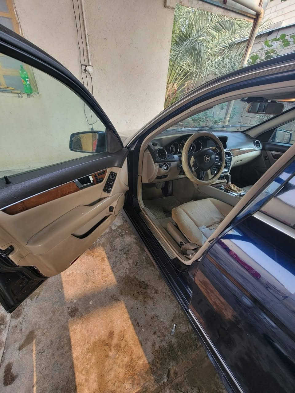 مارسدس ٢٠١٢ للمراوس
كوري او ياباني 
للاستفسار ***********
