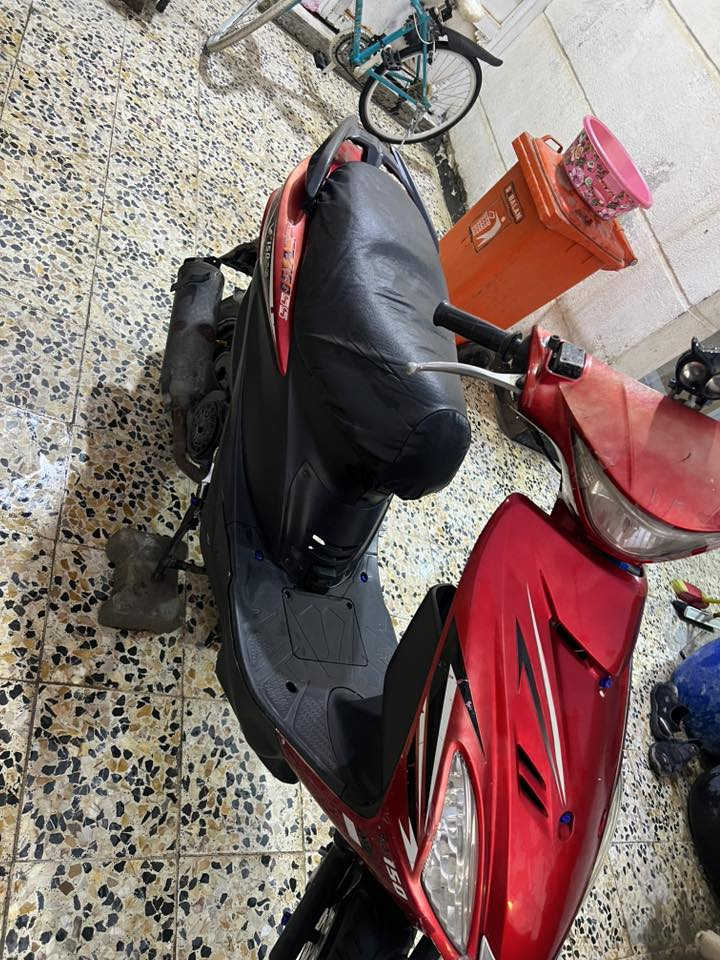 ذبانه للبيع
من رخصه صاحب الكروب سكنس للبيع الدراجه مامجفته  والدراجه خير من الله شلعه معدله مكان البصرة/سفوان 
للستفسار اكثر اتصل ***********
السعر خاص
