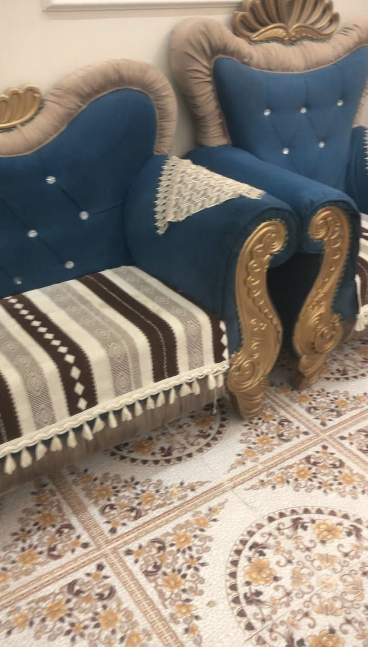 السعر 600 العنوان الدورة ابو دشير
***********
