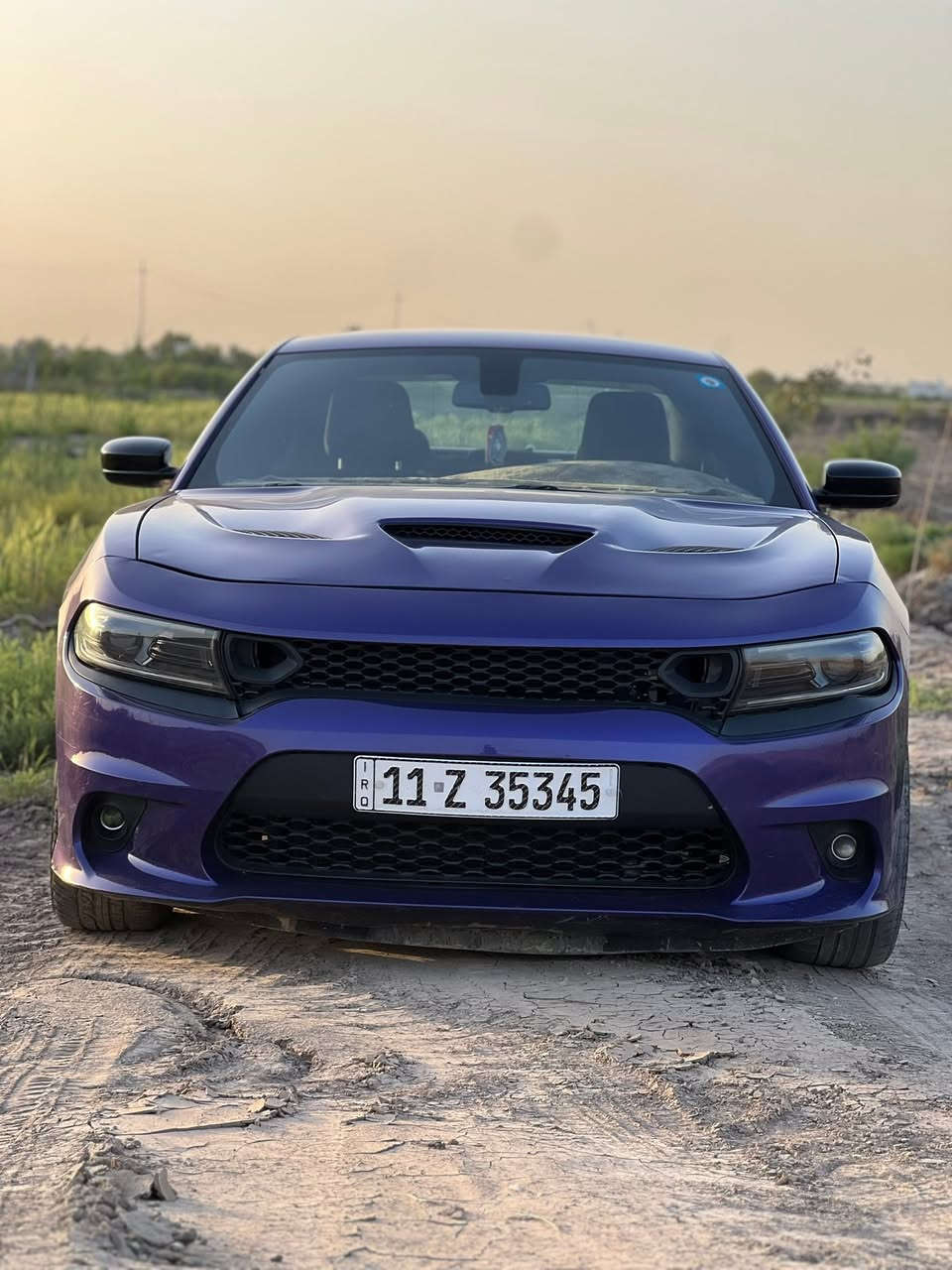 جارجر GT 2023 لون بنفسجي
ماشية 80 الف ميل 

مواصفات الGT شاشة جبيرة 
كراسي مخمل 
السيارة حادثها بنيد وجاملغ بيها تعديل بالشاصي 
مكان السيارة بغداد الدورة 
***********
