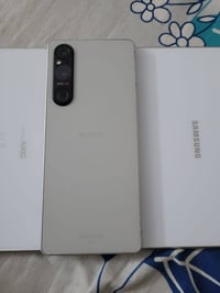 مراوس مع سامسونك جهاز سوني العملاق  1mark5  ذاكرة 256GB عشوائي 12GB بط...
