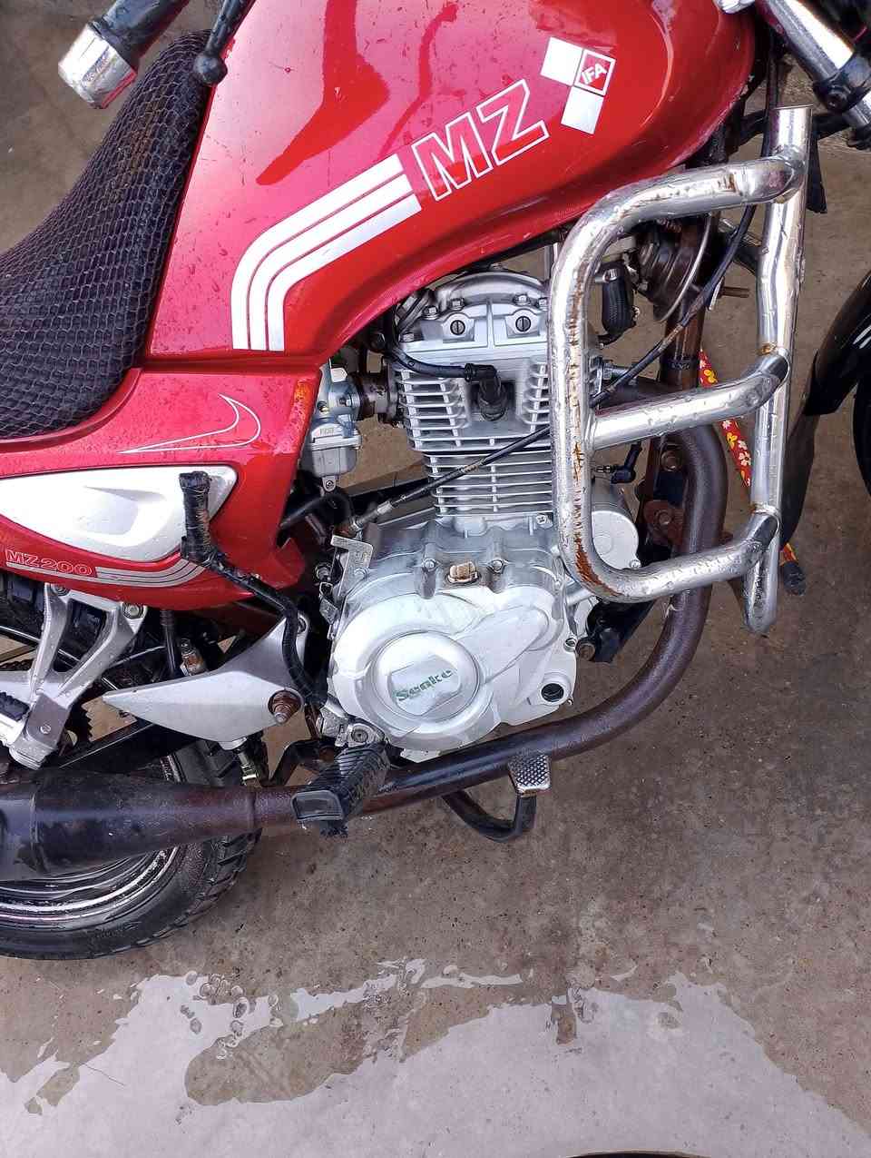 سلام عليكم بيع مستعجل 
 #موطور سنكي موديل 17 اوراق  كامله كهربائيات كلها شغاله مبدل كشر امزت محرك 150 مفتوح لا تنقيص ولا تبخير مكفول مكاني الدجيل خاص مفتوح السعر650 وبي مجال بسيطط
***********
