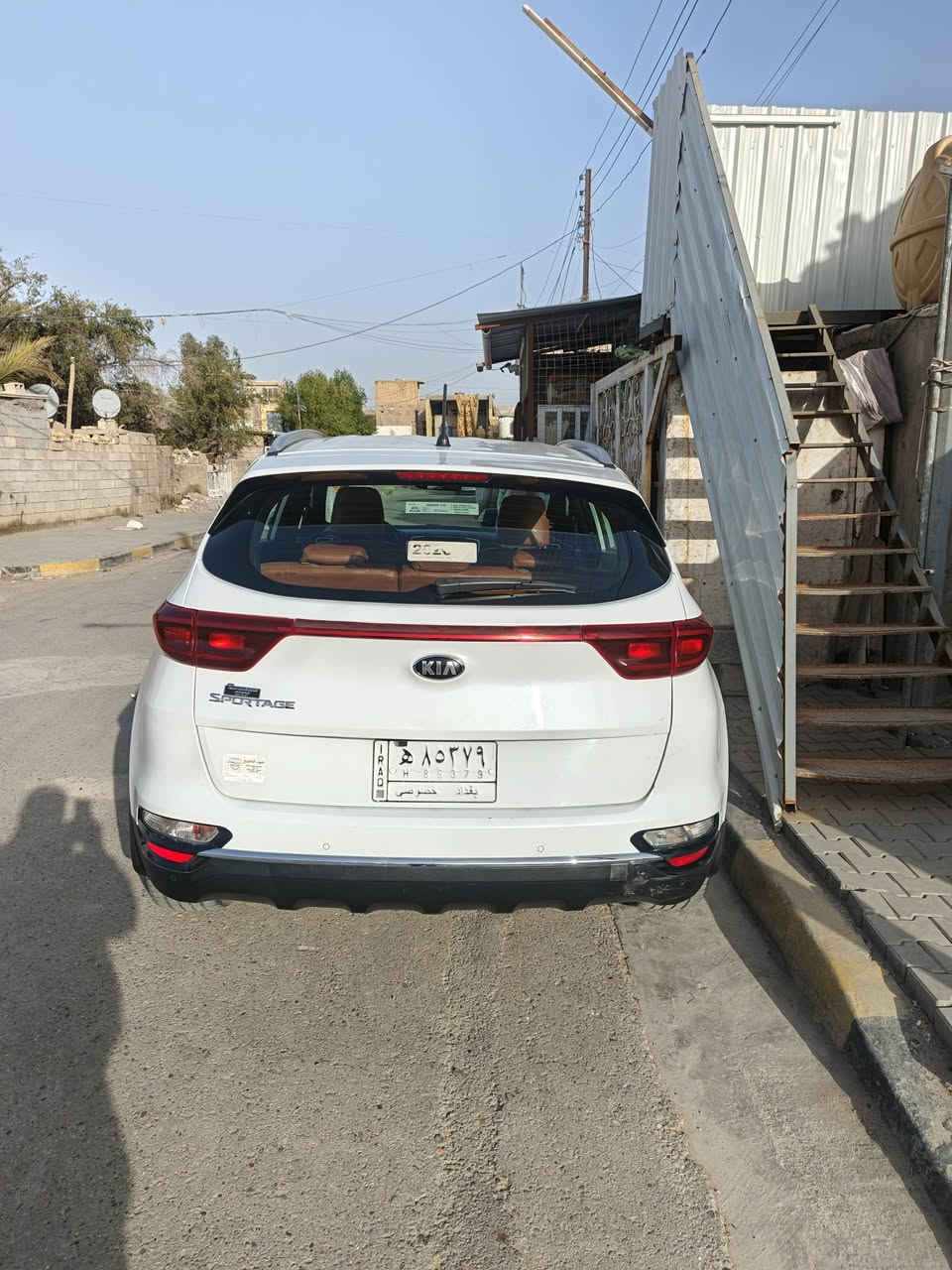 سبورتج خليجي موديل 20 بسمي نصفول معروفه سيارة شوف العين ومحتاج اريد ابيع وسعارهه معروفه ابيع جوه السوك بخمس اوراق وشراب يتصل مارد على التعليق *********** عارضهه 200$وبيهه مجال
