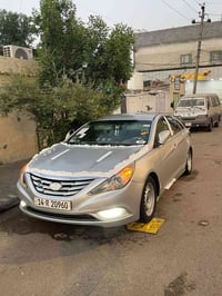 سياره سوناته مديل14وراد امريكي سياره جهازه من حداده وتبريد سياره متعوب...