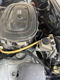 رمضان كريم اخوان  مارسدس ابوجحيل موديل ٨٤  ماشيه ١٦٥ الف كيلو متر  كفا...