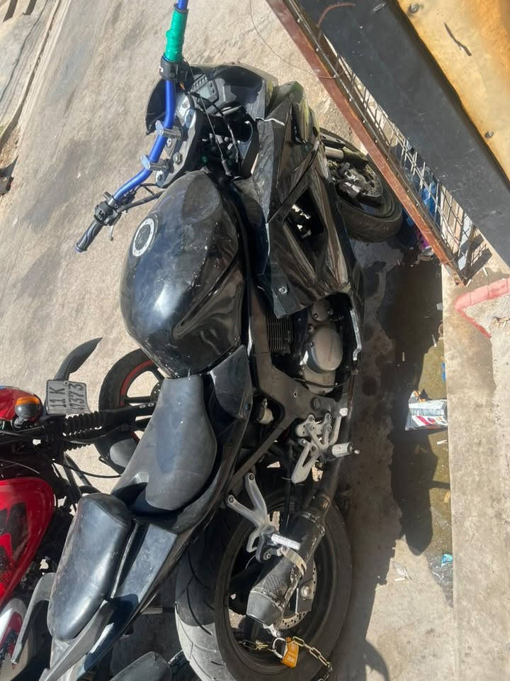 بطح هايسونك للبيع مكينه 250 لدراجه مال جناي صارلها 4 شهور طالعه من لمعرض محورة مال لعب نقوصاتها حيل بسيطة وطايحات من سعرها متوفر واتساب فقط ***********
