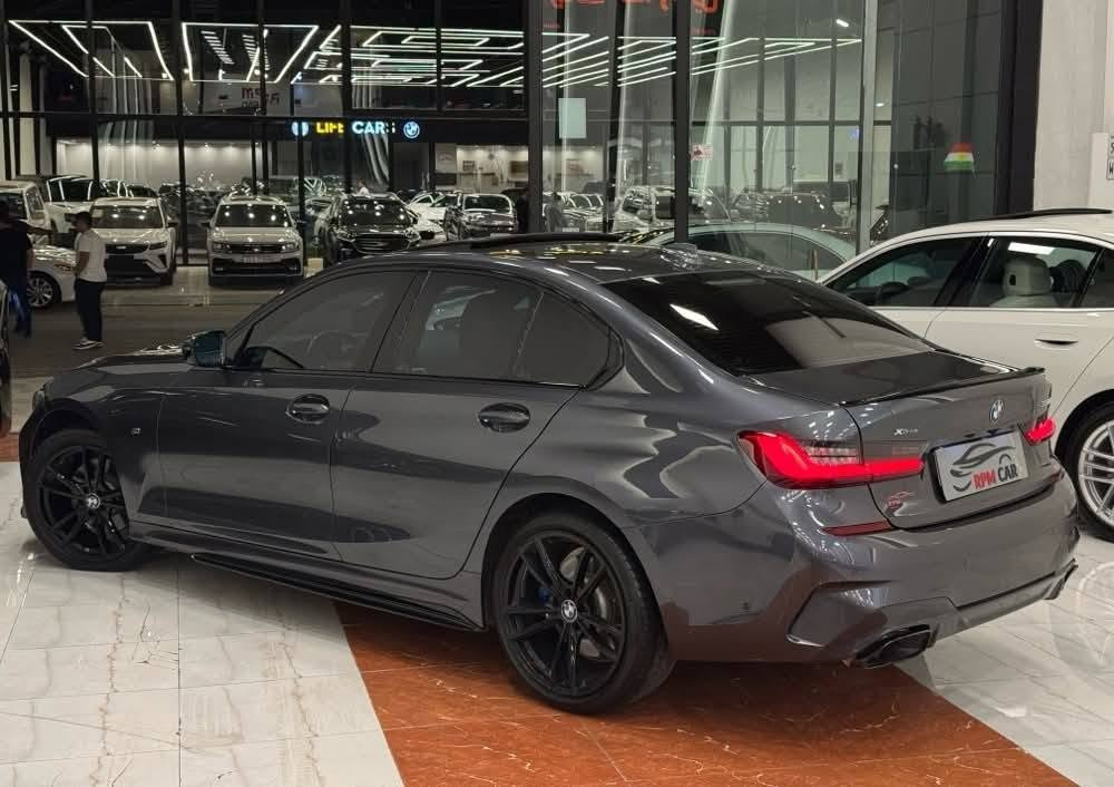 BMW 330i Kit M 2021 
Engine: V4 20-Turbo 🔥 
رقم اربیل جاهز 
ماشي 64 الف 
3 قطعة صبغ 💎 
بدون داخل 
ایرباک ستیرن بردة سیستم 
وارد امریکي 🇺🇸 
داخل مشمش 🧡 
X drive 
سعر 238 ورقة بي مجال 
📍مکان سیارة اربیل 
~~~~~~~~~~
***********
***********
~~~~~~~~~~
BMW 330i Kit M 2021
Engine: V4 20-Turbo 🔥 
ژمارە هەولێر جاهیز 
64 هزار روشتووە 
سێ پارجە بویاغ 💎 
بێ ناوگرتن 
ئێرباک سوکان و شان سیستەم 
وارد ئەمریکی 🇺🇸 
داخل قەیسی 🧡 
X drive 
نرخ 238 ورقە و مجال 
📍شوێن هەولێر أربيل, العراق


**إذا كنت صاحب هذا الإعلان وتريد حذفه لأي سبب، رجاءا أرسل رسالة إلى الدعم الفني**