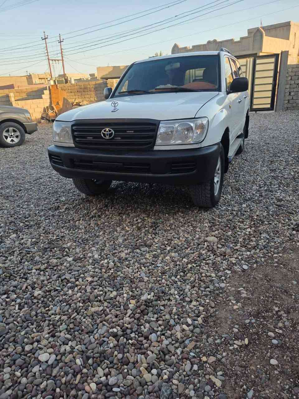 لاندكروز 2004 سلك كير عادي محرك بلادي كاز سوبر دبل تانكي بيه معاملة تسجيل بغداد سعره ٦٥ وبيه مجال مكاني بغداد
تلفون ***********
