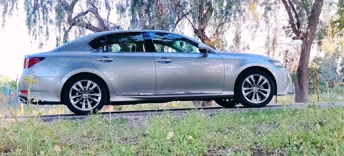 تحية طيبة من رخصة الادمن للبيع فقط ✋🏻
ارخص وانسب  لكزس ابسعر كورلا 🤩 ابكل العراق
 للمحبين 
 سيارات اليابانية والفخامة  والمتعة القيادة
لكزس 2015 🤩 فول مواصفات🇯🇵 
1_سلايت🇯🇵 
2_كشنات جلد وكهربائي وتبريد🇯🇵 
3_تحكمات السترين🇯🇵 
4_بردة كهربائي🇯🇵 
5_حساسات وكاميرا خلفية🇯🇵 
6_لايتات ليد وزينون وبك لايت ليد🇯🇵 
مواصفات اهوايه بعد للاستفسار
☎️ *********** وعليه واتساب 
***********📞📞 
مكان سياره كركوك
