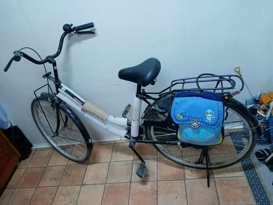 بيع بايسكل باله قليل استعمال حجم ٢٨ رقم *********** عنوان بصره جبيله
