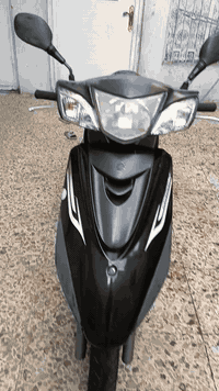 السلام عليكم
دراجه ابريز بغبغاء 
نوزل خطين رمبه
ياباني مكفولة كفاله 
عامه لون اسود
بغداد ***********
